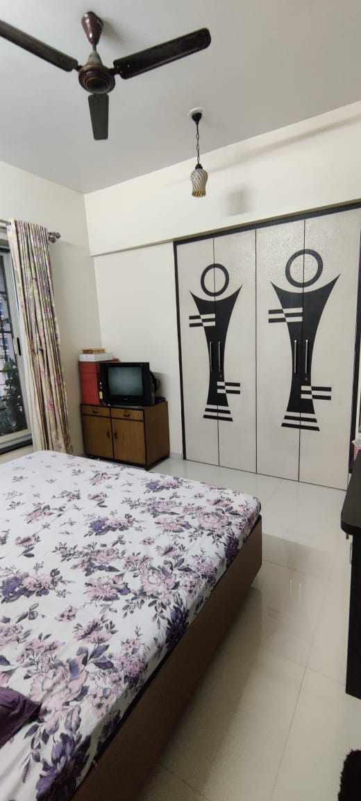 1.5 BHK Flat for Rent – Vasant Fiona, Opp. Vasant Lawns, Thane West (9th Floor)